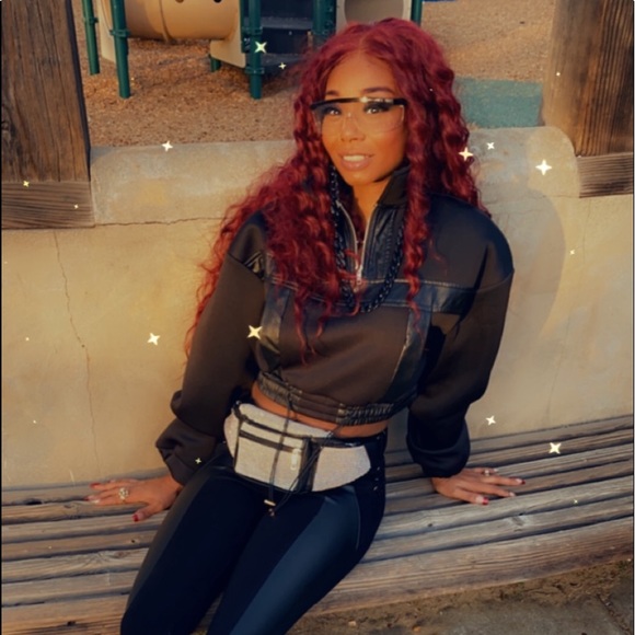 Meet your Posher, Shalaunda - Picture 2 of 2